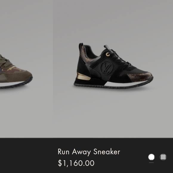 Louis Vuitton Sneakers - Picture 9 of 9